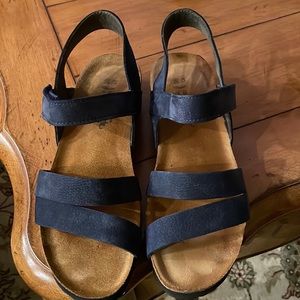 Naot Womens sandal